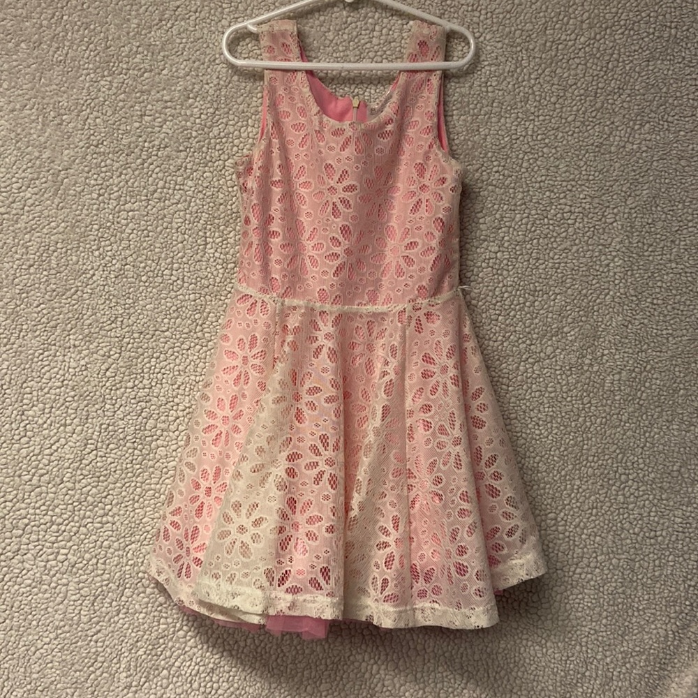 Perfect holiday dress or church or wherever.